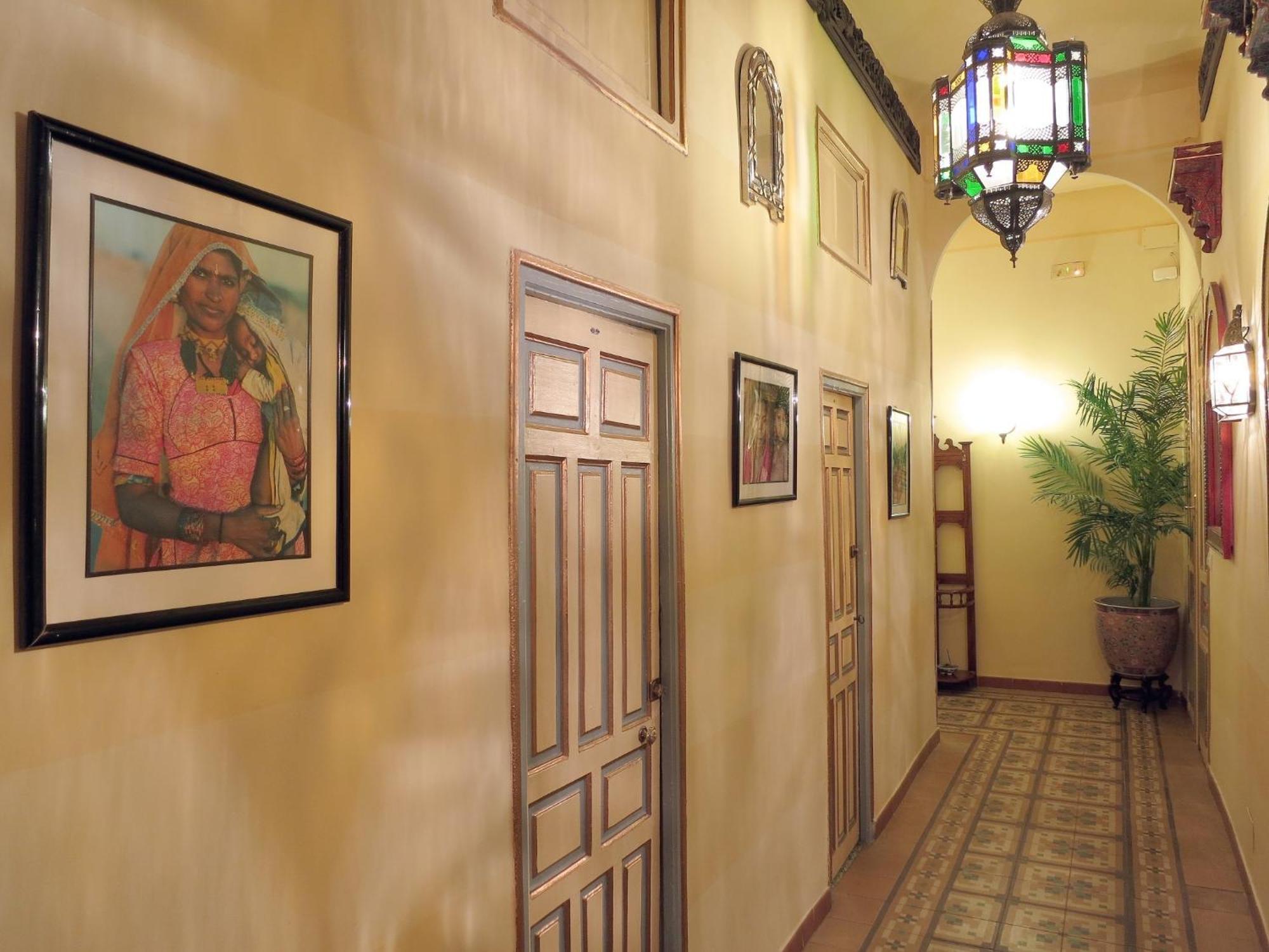 Hostal Horizonte Madrid "Check-In On-Line Recepcion 14H-23H" Extérieur photo