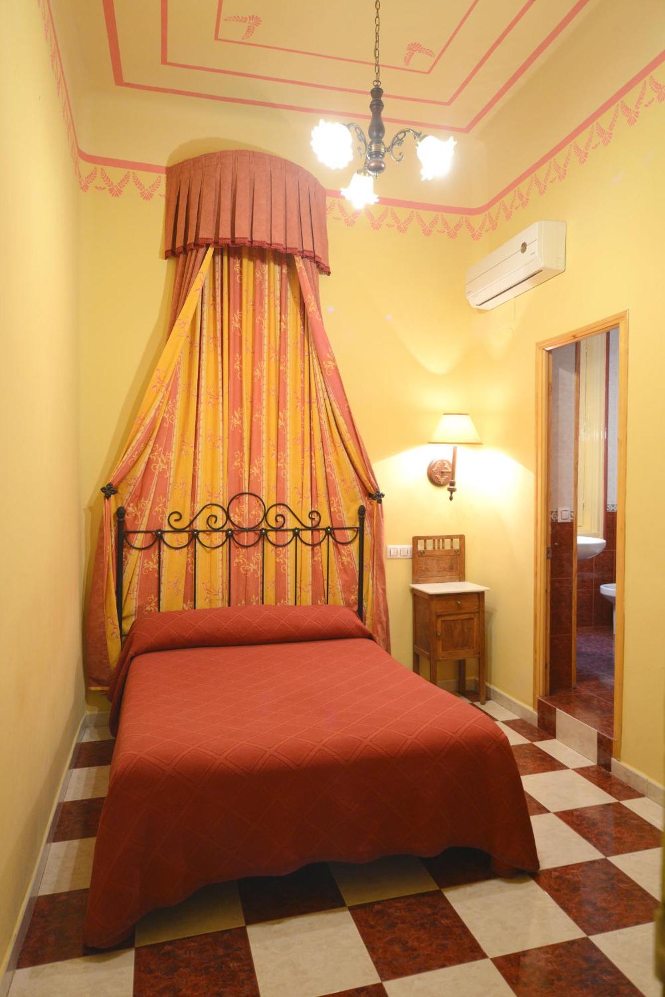 Hostal Horizonte Madrid "Check-In On-Line Recepcion 14H-23H" Extérieur photo