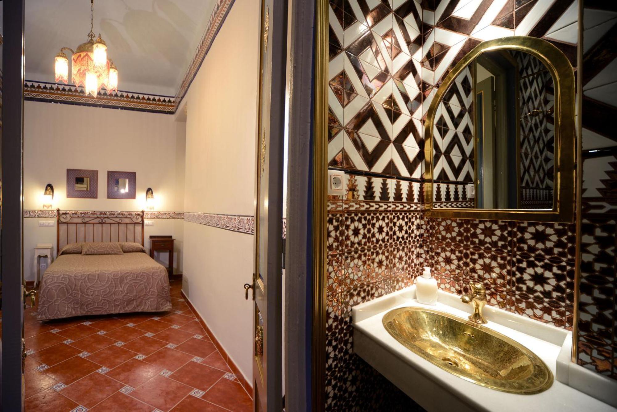 Hostal Horizonte Madrid "Check-In On-Line Recepcion 14H-23H" Extérieur photo