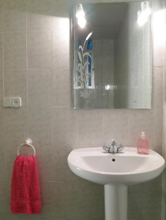 Hostal Horizonte Madrid "Check-In On-Line Recepcion 14H-23H" Chambre photo